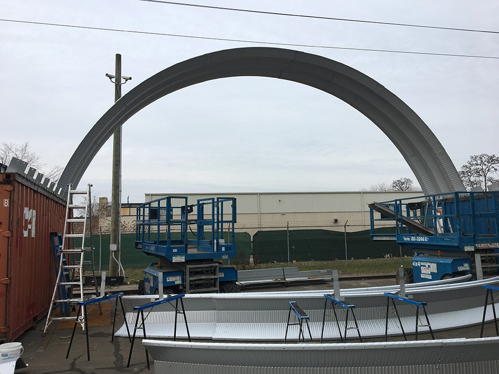 Container cover storage structure