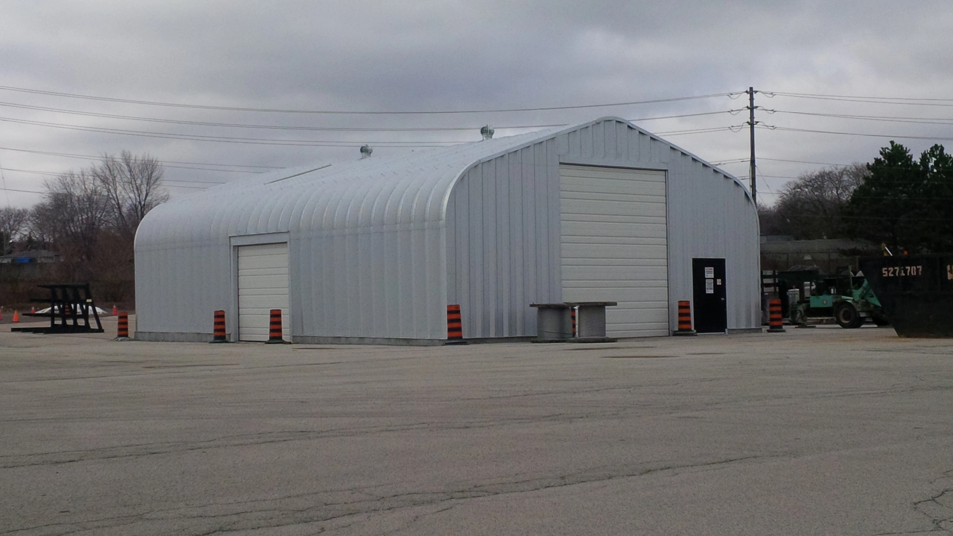 Industrial Econospan building