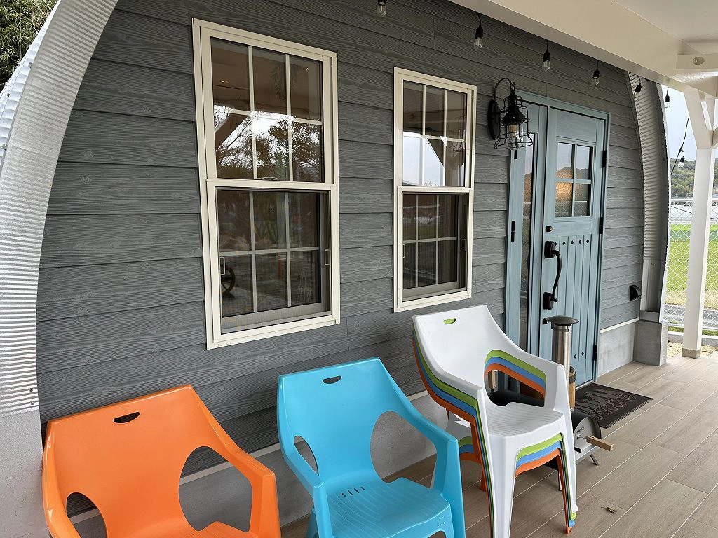 Retail dock cafe steel building